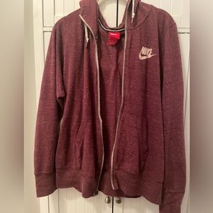 ⭐️ Vintage Thin Nike Zip Up Hoodie ⭐️
